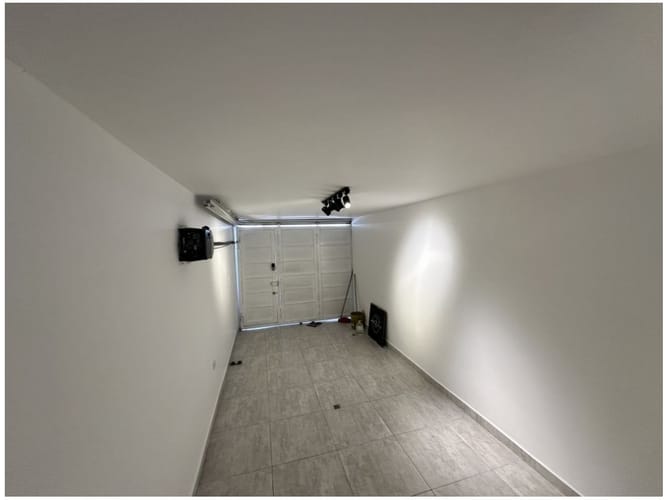 Casa de 10 alcobas en venta en Los Colores, Medellín, 213 m² · foto 2 de 23
