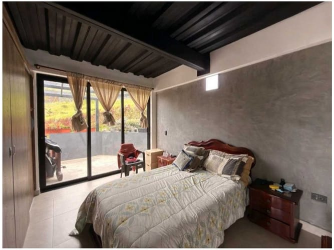 Casa de 5 alcobas en venta en Altos Del Escobero, Envigado, 242 m² · foto 20 de 24