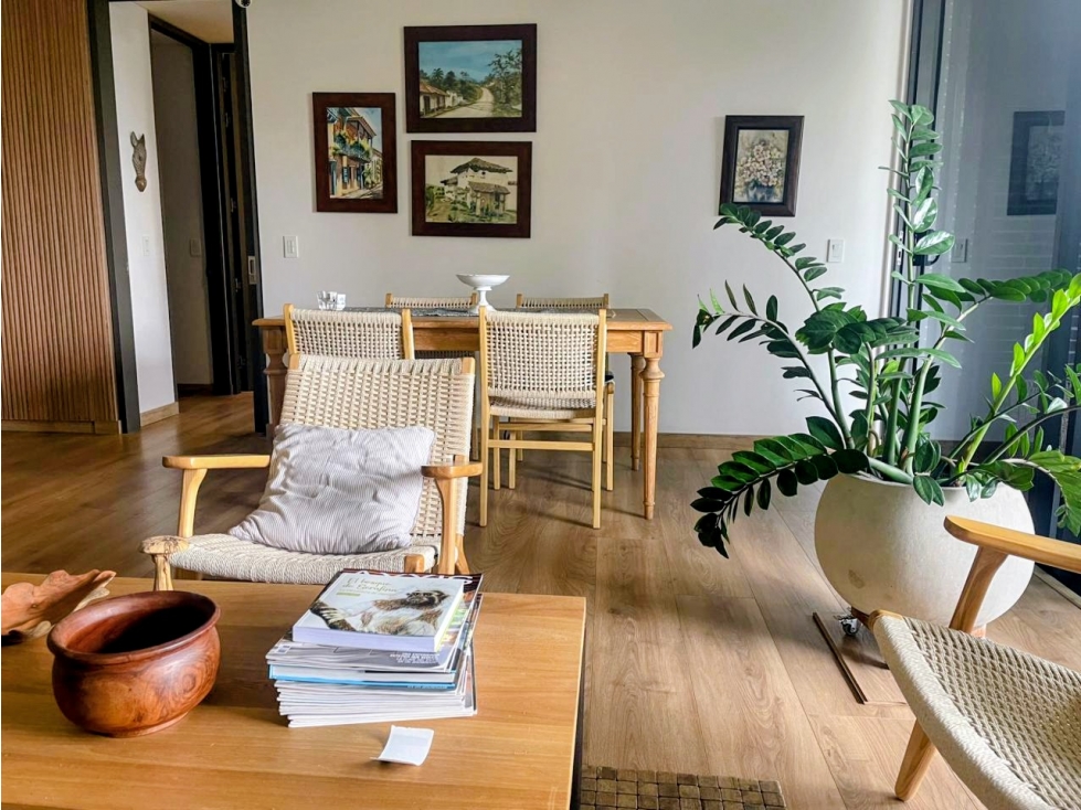 Apartamento en venta en El Poblado, Medellín · foto 2 de 16
