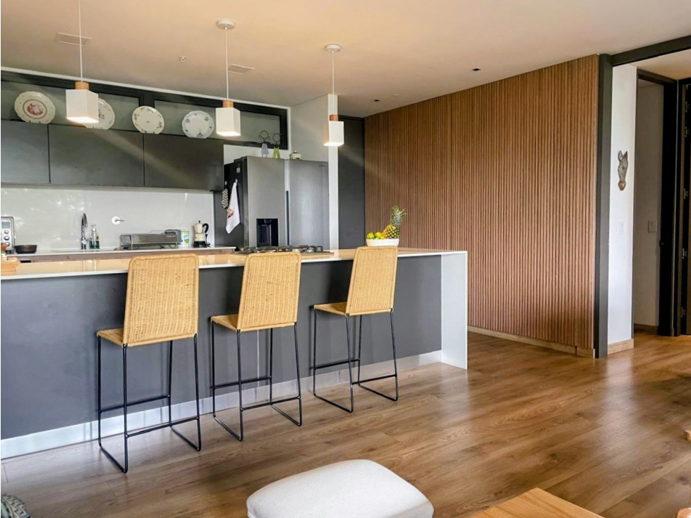 Apartamento en venta en El Poblado, Medellín · foto 3 de 16