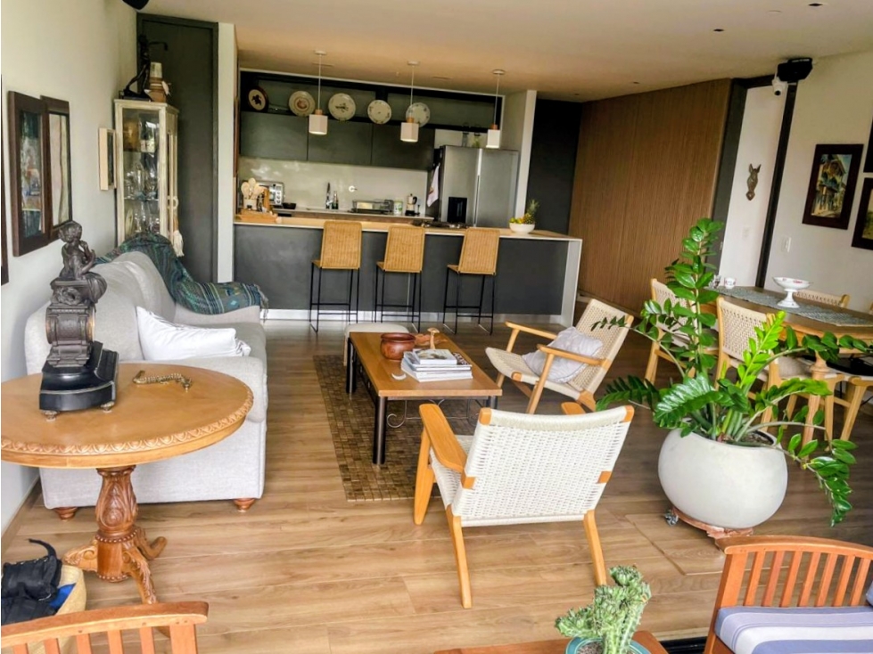 Apartamento en venta en El Poblado, Medellín · foto 4 de 16