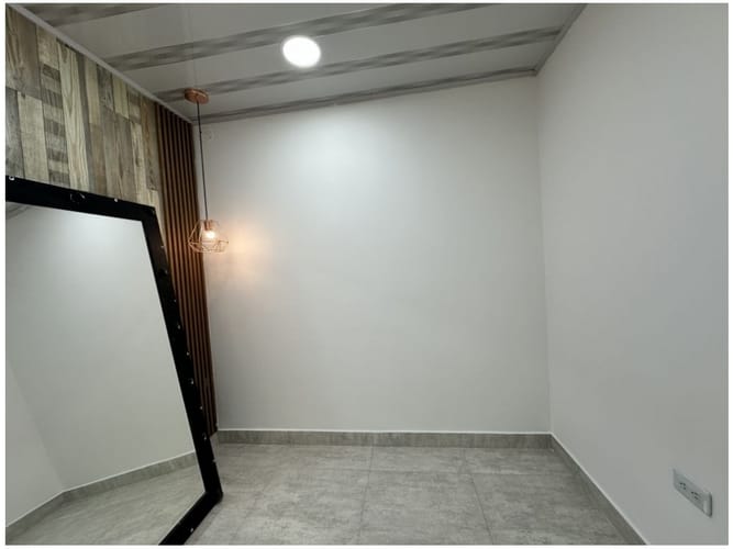 Casa de 10 alcobas en venta en Los Colores, Medellín, 213 m² · foto 21 de 23
