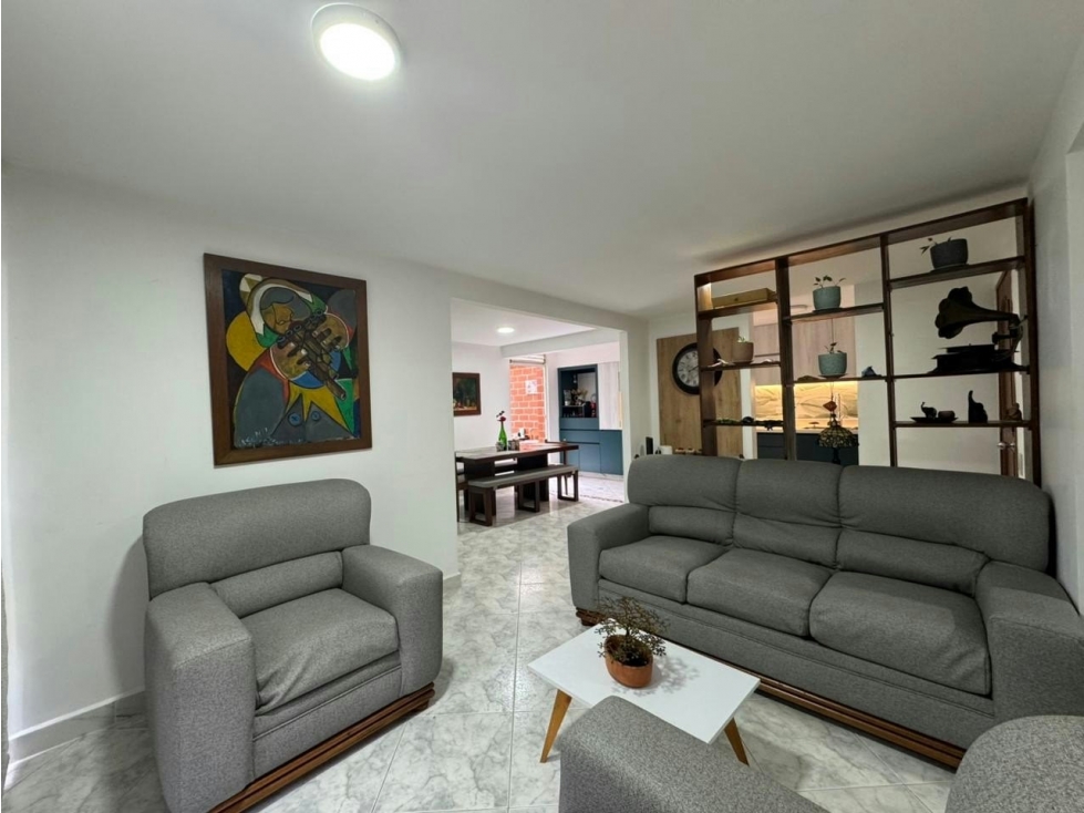 Apartamento en venta en El Poblado, Medellín · foto 3 de 10