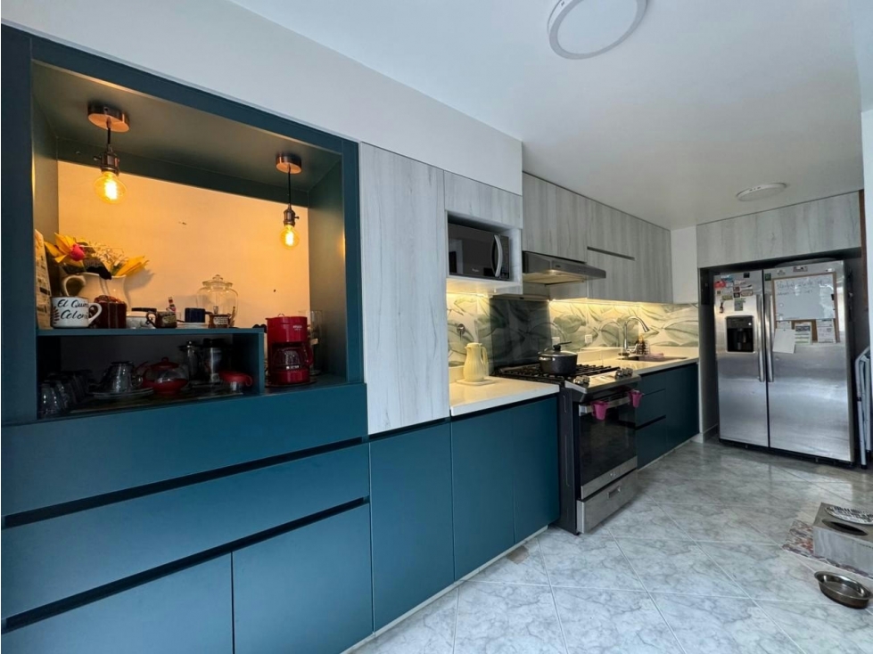 Apartamento en venta en El Poblado, Medellín · foto 5 de 10