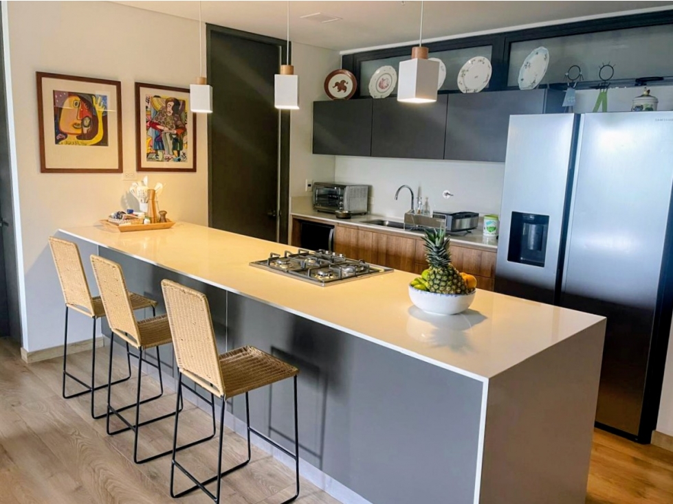 Apartamento en venta en El Poblado, Medellín · foto 12 de 16