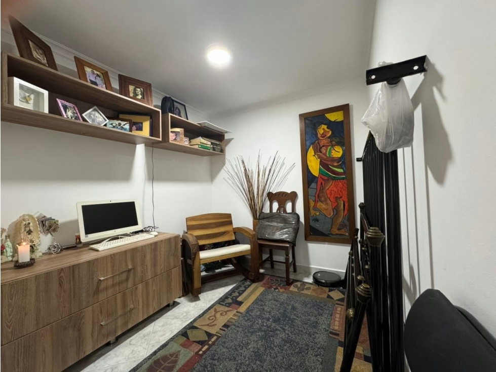 Apartamento en venta en El Poblado, Medellín · foto 6 de 10