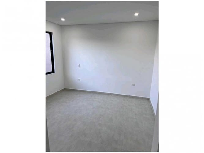Casa de 3 alcobas en venta en El Tambo, La Ceja, 177 m² · foto 14 de 15