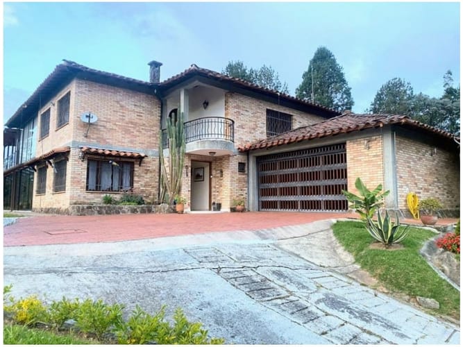 Casa de 6 alcobas en venta en El Retiro, 500 m² · foto 3 de 24