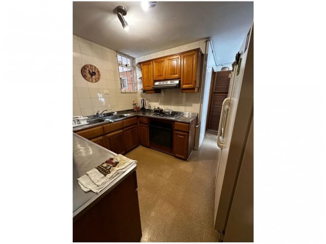 Casa de 3 alcobas en venta en El Poblado, Medellín, 229 m² · foto 4 de 24