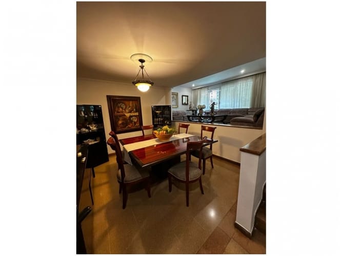 Casa de 3 alcobas en venta en El Poblado, Medellín, 229 m² · foto 7 de 24