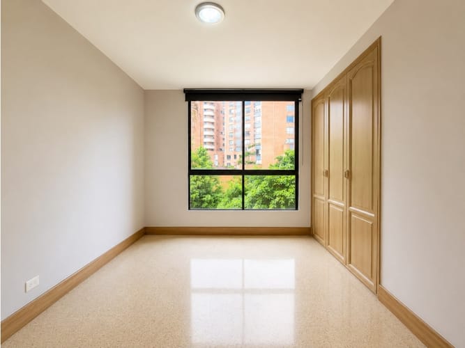 Apartamento de 3 alcobas en venta en El Diamante No. 2, Medellín, 140 m² · foto 3 de 10