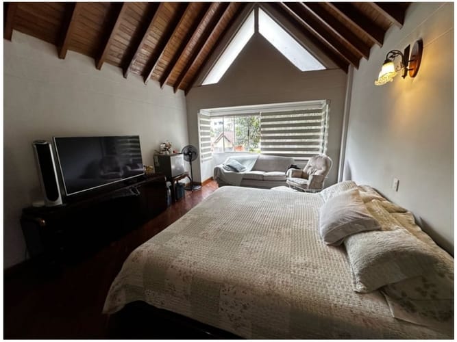 Casa de 3 alcobas en venta en El Poblado, Medellín, 229 m² · foto 17 de 24