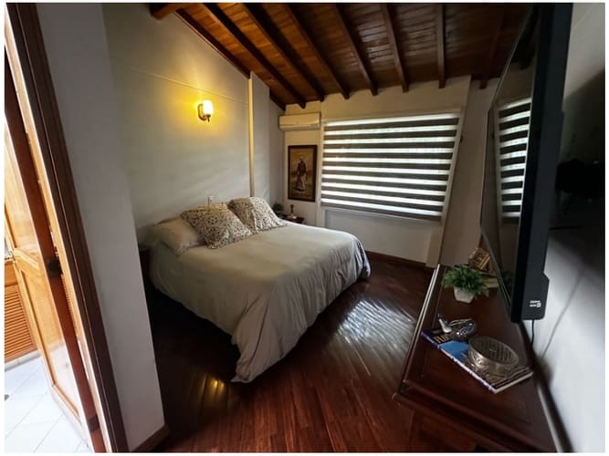 Casa de 3 alcobas en venta en El Poblado, Medellín, 229 m² · foto 20 de 24