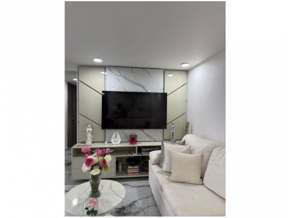 Apartamento en venta en Suramérica, Itagüí · foto 3 de 11