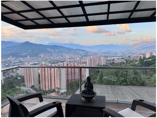 Casa de 4 alcobas en venta en Sabaneta Real, Sabaneta, 500 m² · foto 2 de 24