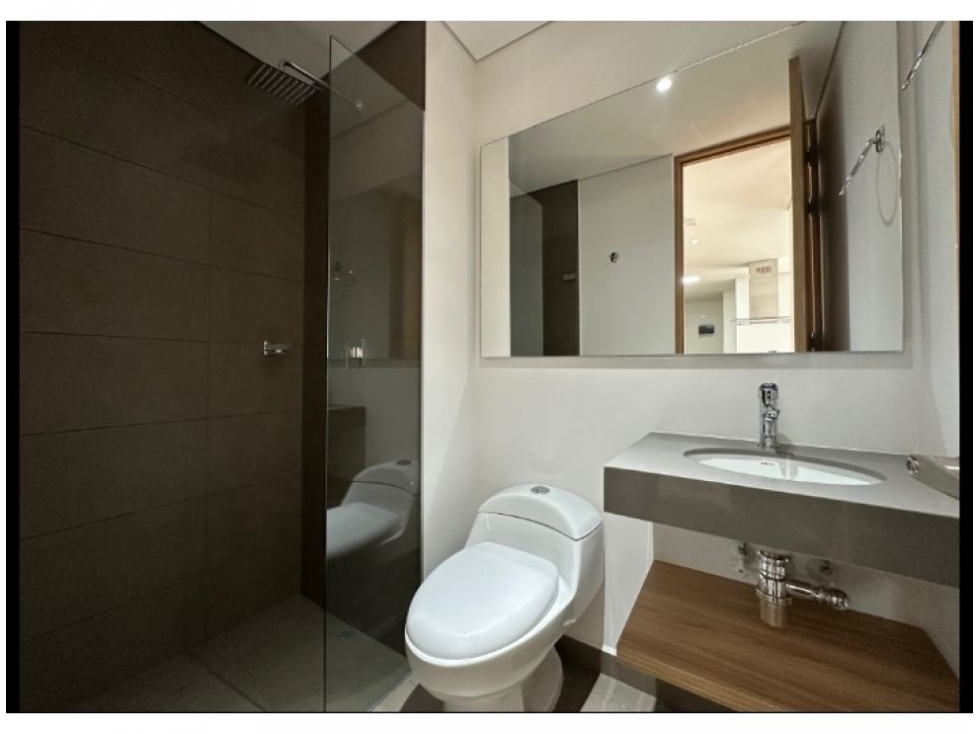 Apartamento en venta en Los Colores, Medellín · foto 11 de 24