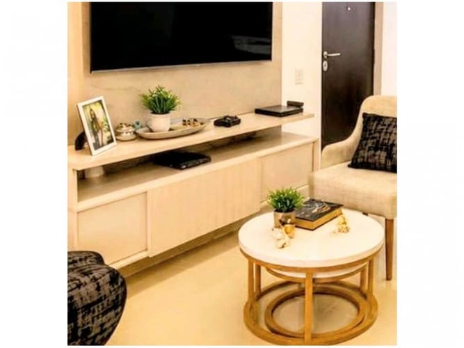 Apartamento de 4 alcobas en venta en Loma De Los Bernal, Medellín, 100 m² · foto 2 de 9