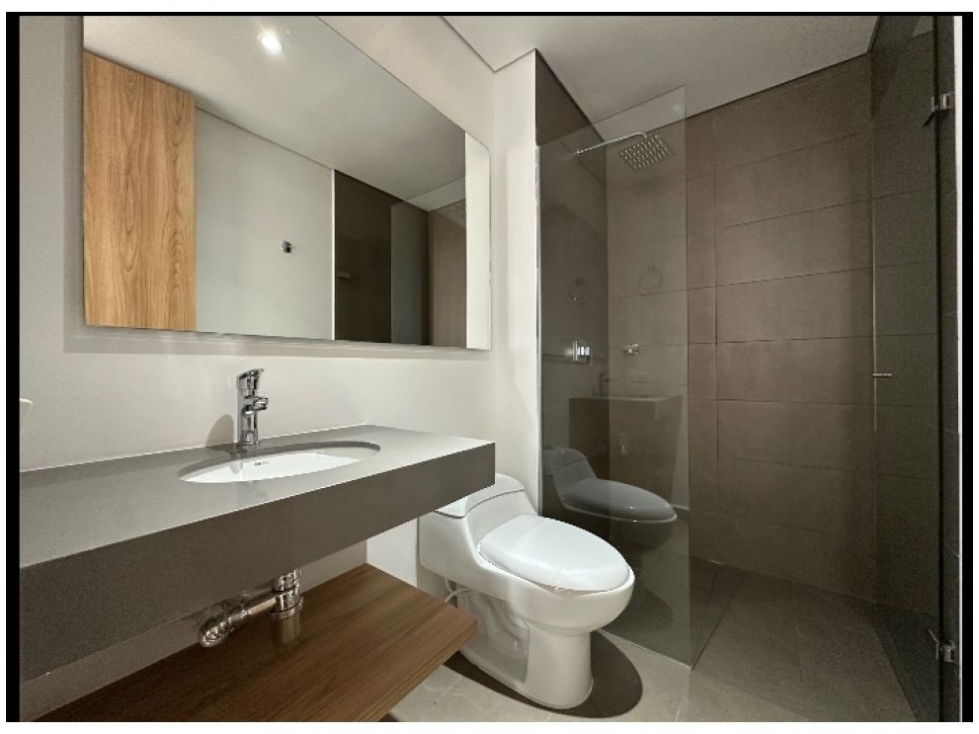 Apartamento en venta en Los Colores, Medellín · foto 13 de 24