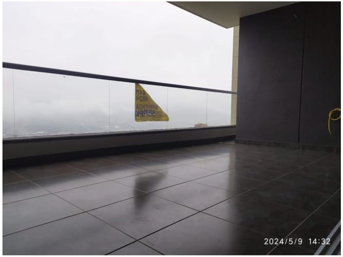 Apartamento de 2 alcobas en venta en El Tesoro, Medellín, 98 m² · foto 14 de 17