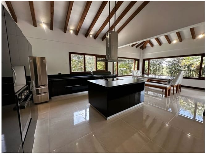 Casa de 3 alcobas en venta en La Mosquita, Rionegro, 400 m² · foto 8 de 24