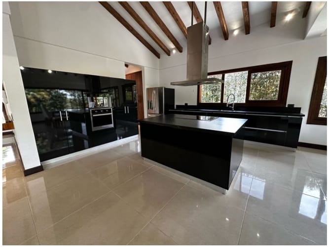 Casa de 3 alcobas en venta en La Mosquita, Rionegro, 400 m² · foto 9 de 24