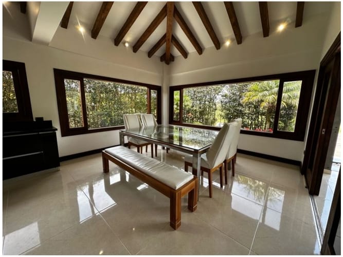 Casa de 3 alcobas en venta en La Mosquita, Rionegro, 400 m² · foto 10 de 24