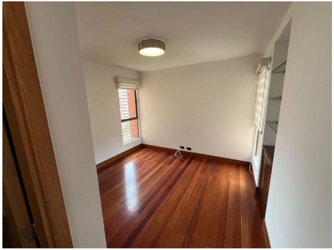 Apartamento en venta en El Poblado, Medellín · foto 4 de 24