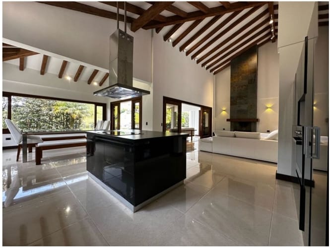 Casa de 3 alcobas en venta en La Mosquita, Rionegro, 400 m² · foto 18 de 24