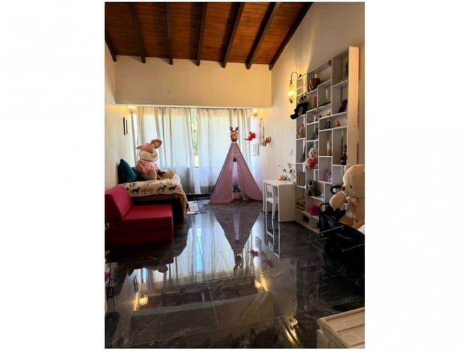 Casa de 5 alcobas en venta en Santa Catalina, Envigado, 390 m² · foto 21 de 24