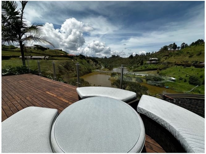 Casa de 3 alcobas en venta en La Mosquita, Rionegro, 400 m² · foto 20 de 24