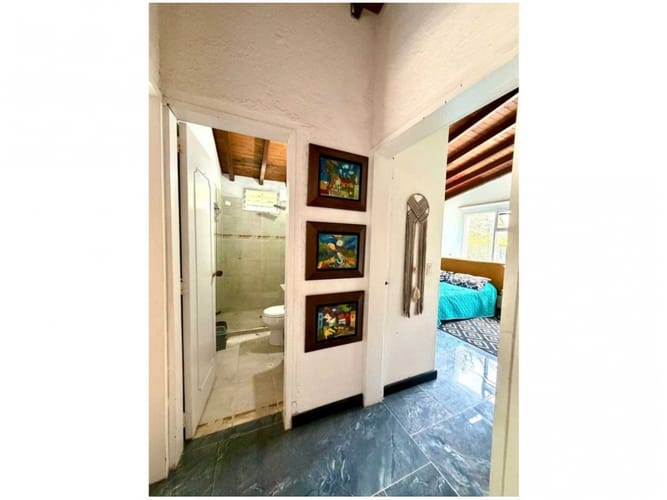 Casa de 5 alcobas en venta en Santa Catalina, Envigado, 390 m² · foto 23 de 24