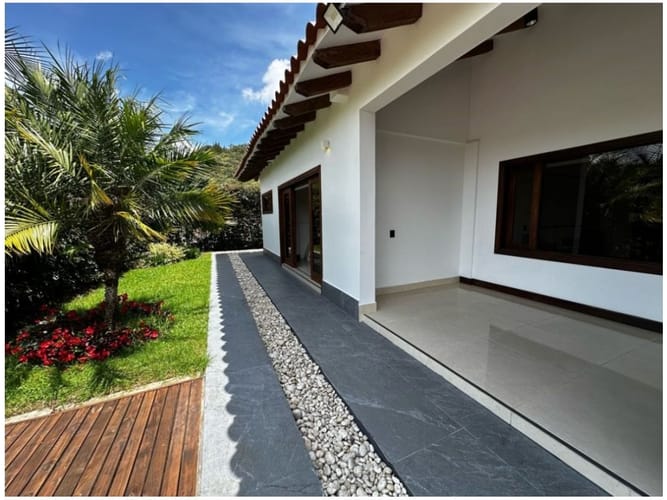 Casa de 3 alcobas en venta en La Mosquita, Rionegro, 400 m² · foto 22 de 24