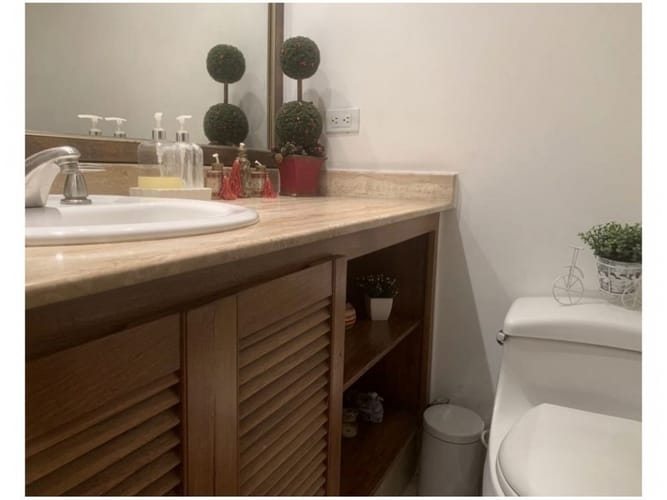 Apartamento de 4 alcobas en venta en El Poblado, Medellín, 190 m² · foto 15 de 18