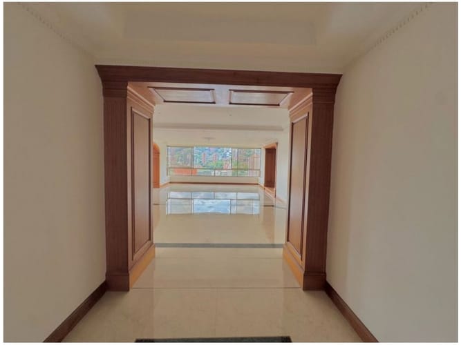 Apartamento de 4 alcobas en venta en El Poblado, Medellín, 655 m² · foto 4 de 24