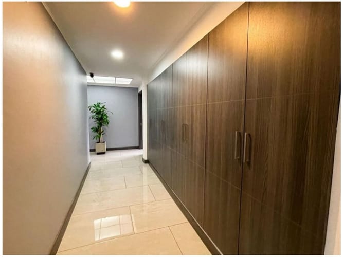 Apartamento de 5 alcobas en venta en Santa María De Los Ángeles, Medellín, 287 m² · foto 8 de 24