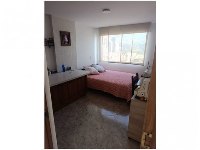 Apartamento de 3 alcobas en venta en San Joaquin, Sabaneta, 87 m² · foto 2 de 16
