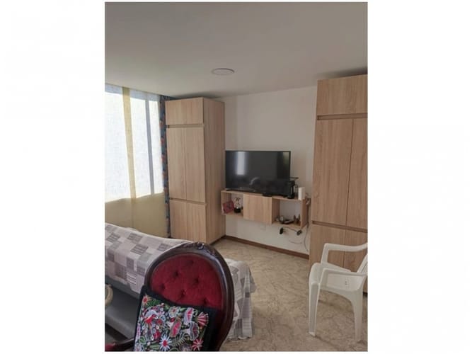 Apartamento de 3 alcobas en venta en San Joaquin, Sabaneta, 87 m² · foto 3 de 16