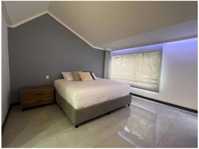 Apartamento de 5 alcobas en venta en Santa María De Los Ángeles, Medellín, 287 m² · foto 16 de 24
