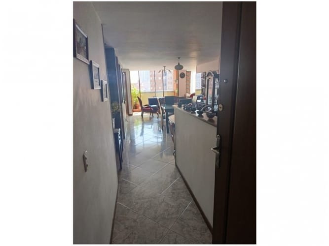 Apartamento de 3 alcobas en venta en San Joaquin, Sabaneta, 87 m² · foto 5 de 16