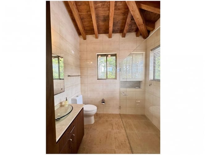 Casa de 3 alcobas en venta en El Retiro, 250 m² · foto 10 de 24
