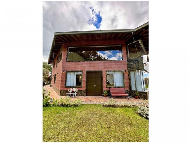 Casa de 3 alcobas en venta en El Retiro, 250 m² · foto 20 de 24