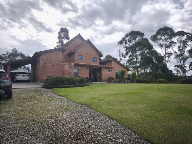 Finca en venta en Escobero, Envigado, 6650 m² · foto 6 de 20