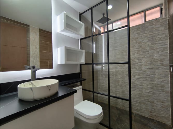 Apartamento de 3 alcobas en venta en Loma Del Chocho, Envigado, 134 m² · foto 4 de 24