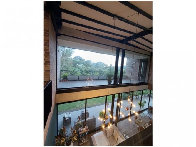 Casa de 5 alcobas en venta en La Pradera, Envigado, 450 m² · foto 9 de 16