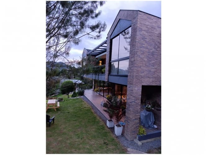 Casa de 5 alcobas en venta en La Pradera, Envigado, 450 m² · foto 11 de 16
