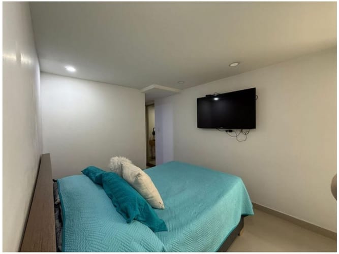 Apartamento de 2 alcobas en venta en Laureles, Medellín, 94 m² · foto 11 de 18