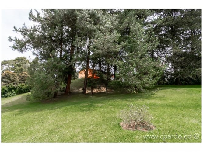 Casa de 4 alcobas en venta en Las Palmas, Envigado, 450 m² · foto 2 de 21