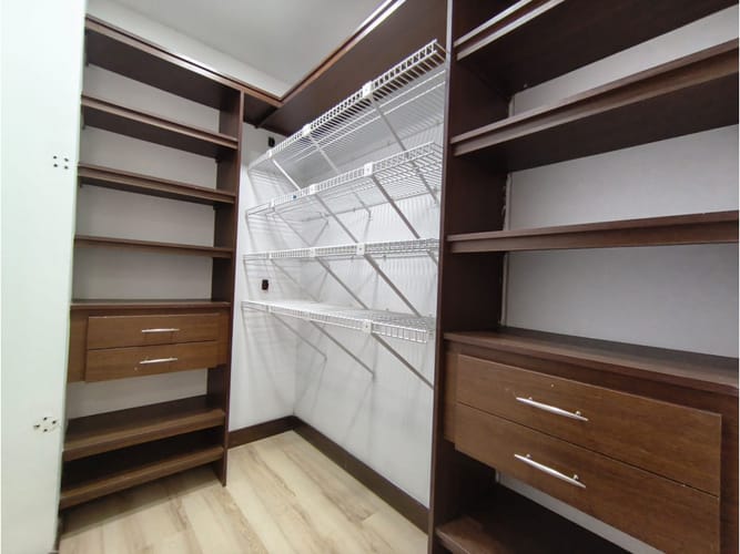 Apartamento de 3 alcobas en venta en Loma Del Chocho, Envigado, 134 m² · foto 19 de 24