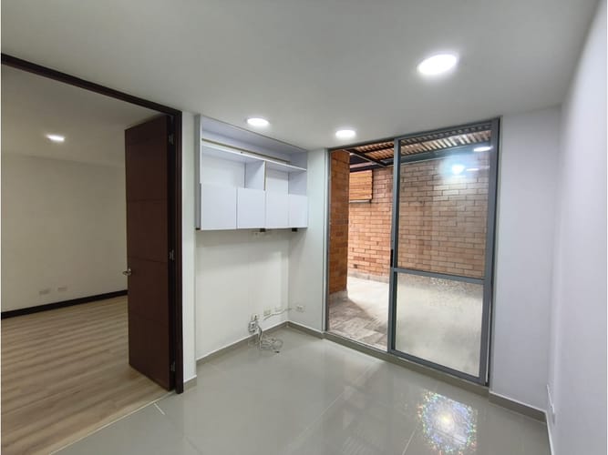 Apartamento de 3 alcobas en venta en Loma Del Chocho, Envigado, 134 m² · foto 20 de 24