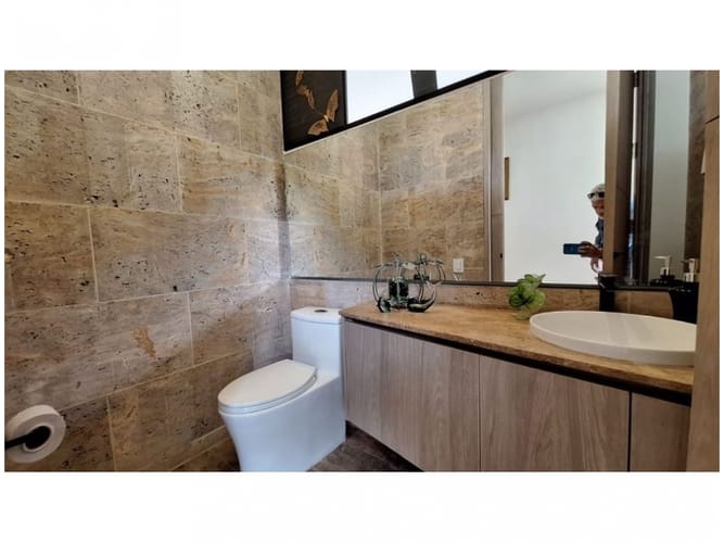 Casa de 3 alcobas en venta en Conjunto Residencial Isla Fuerta, Envigado, 1707 m² · foto 13 de 24